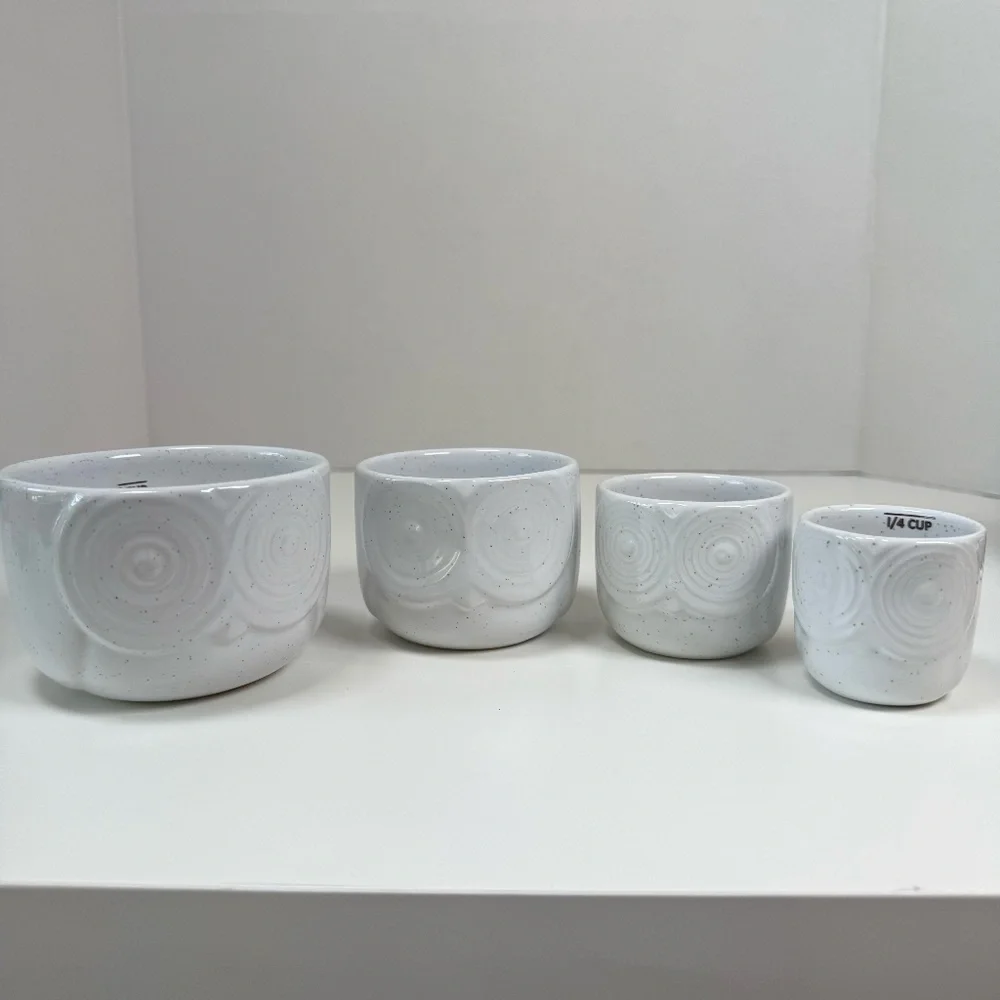 West Elm | Set of 4 Nesting Owl Measuring Cups